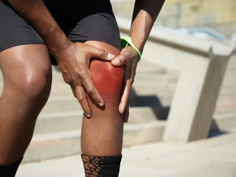 Chiropractic Fitness treating knee pain in Charlotte