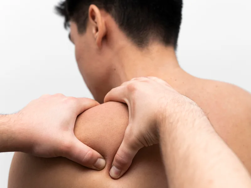 Chiropractic care for rotator cuff at Chiropractic Fitness in Charlotte